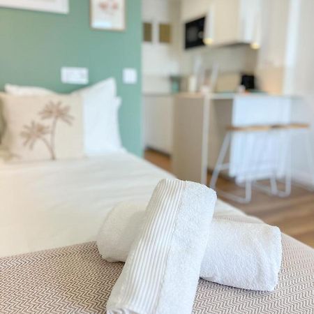 Cozy Studio With Sea Views Benalmádena Exterior photo